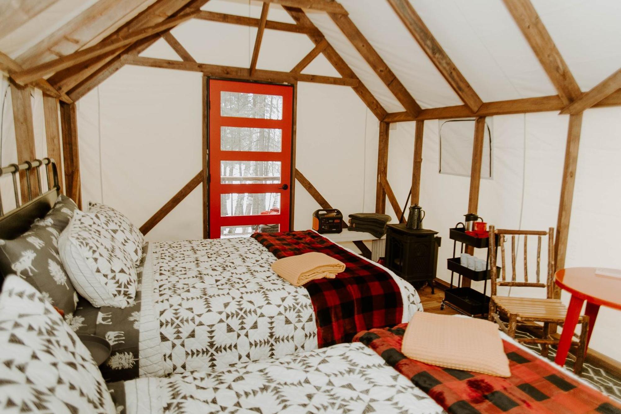 North Shore Camping Company Beaver Bay Eksteriør billede